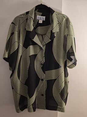 BFA Classics Women's Black & Lime Geometric Short Sleeve Button-Up Blouse